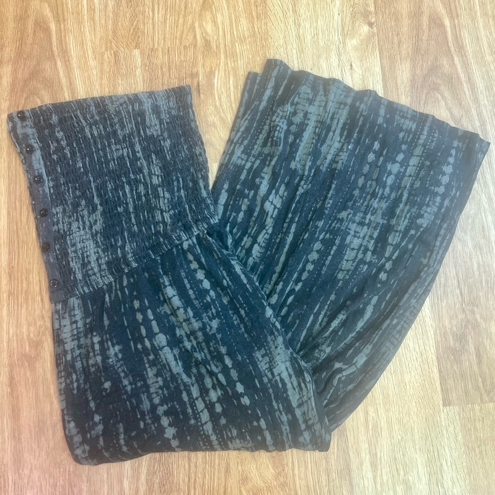 Torrid Strapless Cropped Jumpsuit w/ pockets. Size 3x.